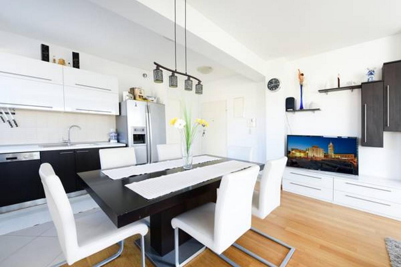 Eli Apartment